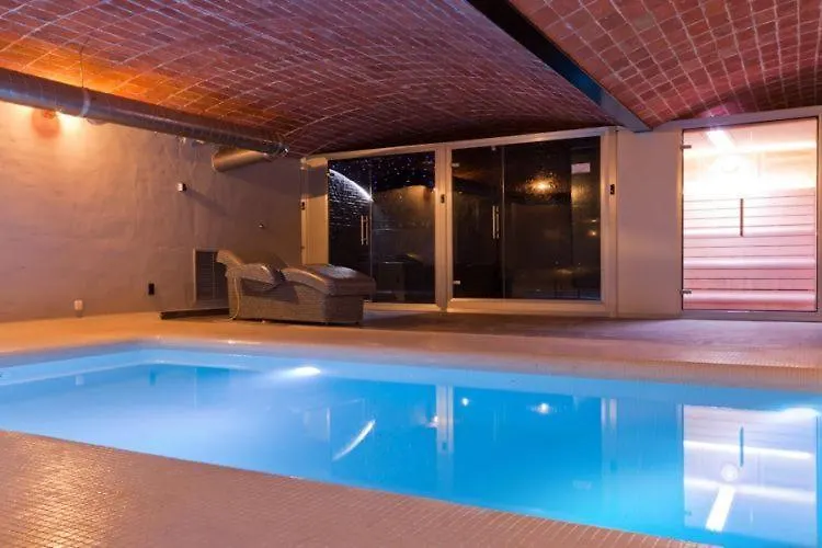 Country house Cal Llengot Guest House Capolat