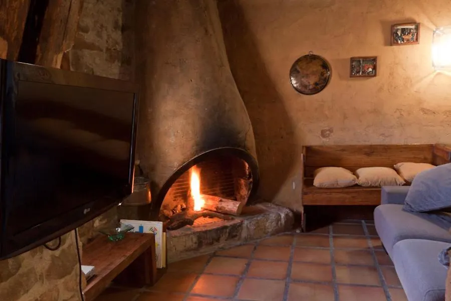 Country house Cal Llengot Guest House Capolat
