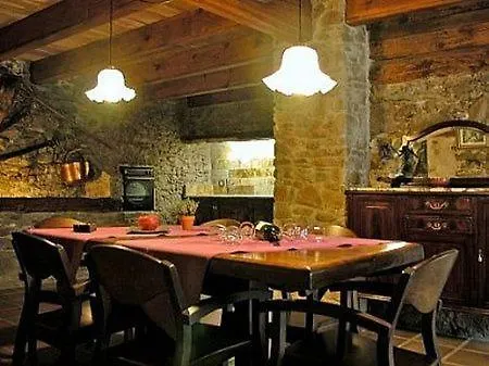 Cal Llengot Guest House Capolat Spain